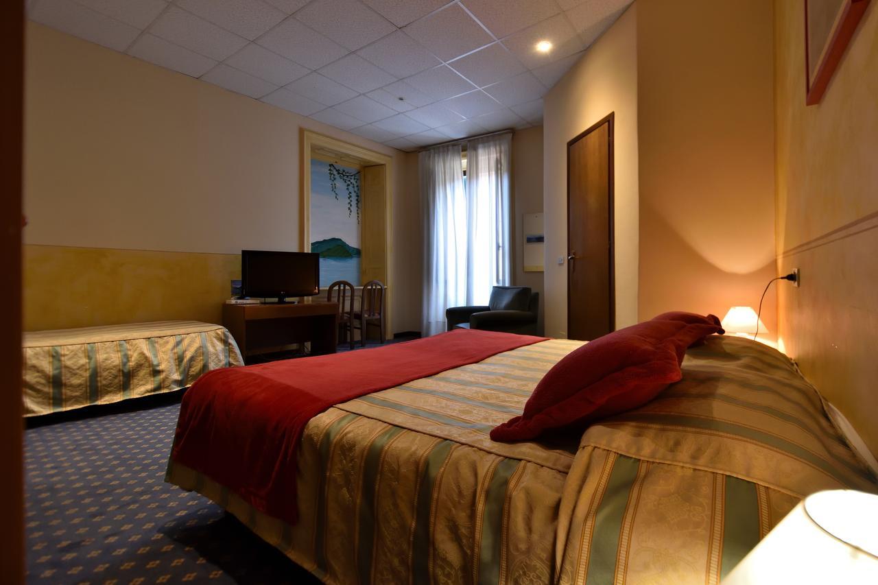 Hotel Milano Ізео Екстер'єр фото